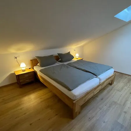 Liebling's Platzl Apartament Eberfing